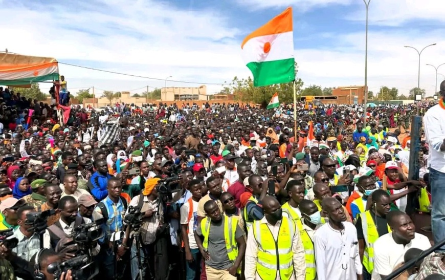 Niger : Manifestation gigantesque de soutien à la junte Niger : Manifestation gigantesque de soutien à la junte