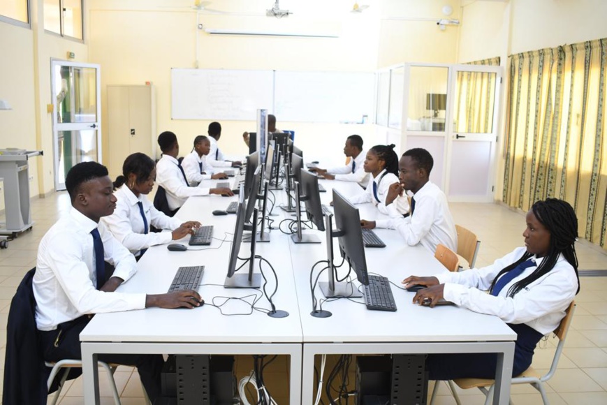 Burkina Faso : la BAD soutient la formation d’ingénieurs de conception à l’ISGE Burkina Faso : la BAD soutient la formation d’ingénieurs de conception à l’ISGE