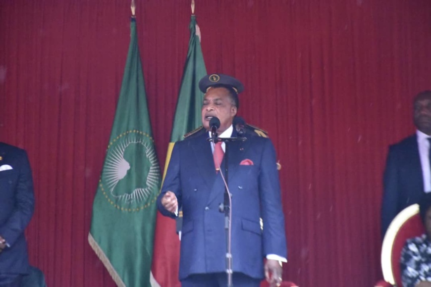 Denis Sassou N'Guesso s'adressant à la Force publique congolaise Denis Sassou N'Guesso s'adressant à la Force publique congolaise