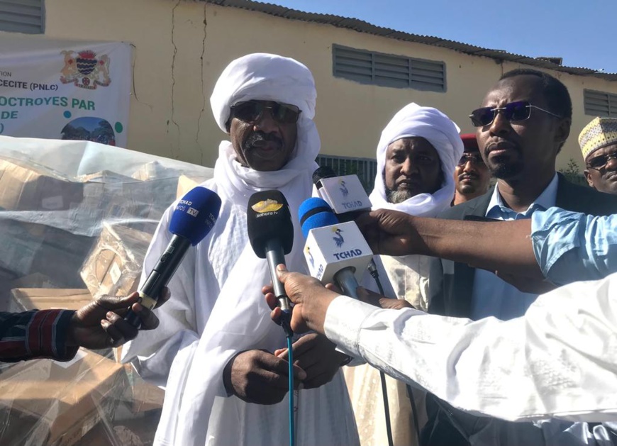 Tchad : le ministre de la Santé remet des équipements médicaux essentiels aux hôpitaux Tchad : le ministre de la Santé remet des équipements médicaux essentiels aux hôpitaux