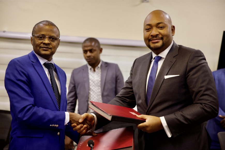 TCHAD-RCA : Signature à N’Djamena d’un mémorandum d’entente entre les deux pays TCHAD-RCA : Signature à N’Djamena d’un mémorandum d’entente entre les deux pays