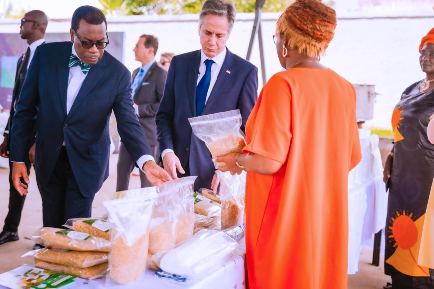 Les États-Unis et la BAD renforcent leurs liens pour stimuler la production alimentaire Les États-Unis et la BAD renforcent leurs liens pour stimuler la production alimentaire