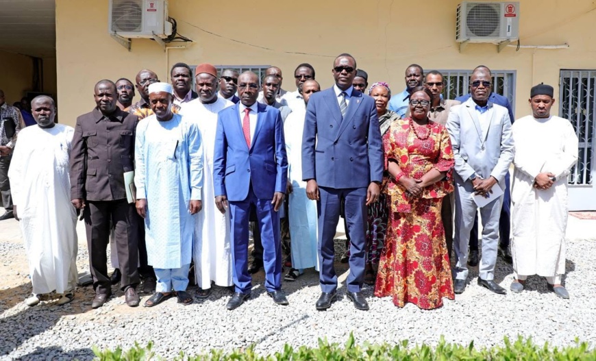 Tchad : Une descente du Premier ministre à la SNE pour s'assurer que l'électricité est un droit citoyen qu'il faut garantir à tout prix Tchad : Une descente du Premier ministre à la SNE pour s'assurer que l'électricité est un droit citoyen qu'il faut garantir à tout prix