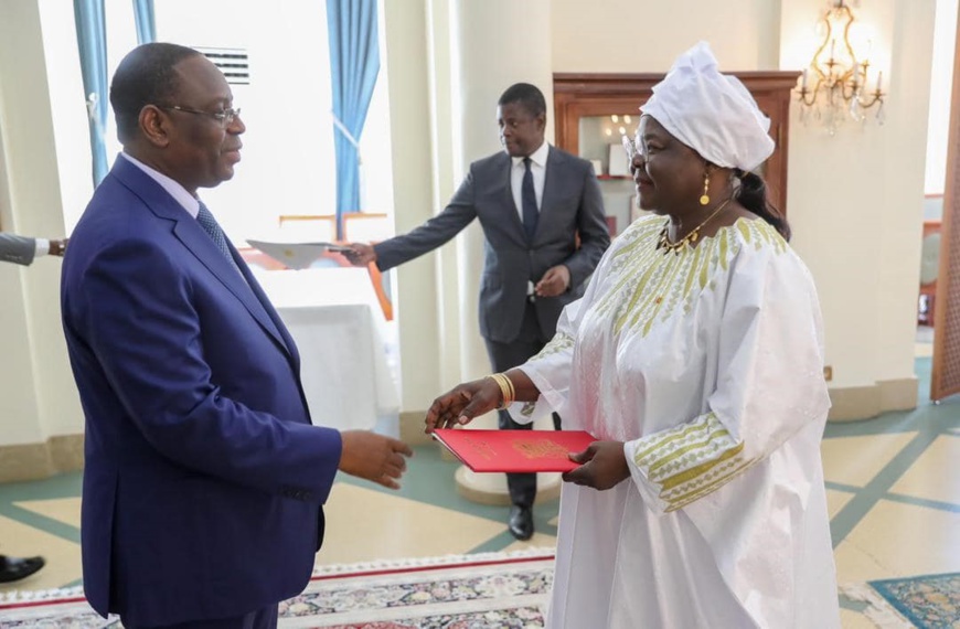 Tchad : L’ambassadeur du Tchad au Sénégal présente ses lettres de créances au Président Macky Sall Tchad : L’ambassadeur du Tchad au Sénégal présente ses lettres de créances au Président Macky Sall