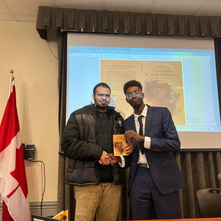 Littérature : le jeune écrivain Hadjaro Alwali parle des enjeux de la mendicité et de l’injustice sociale dans son livre. Littérature : le jeune écrivain Hadjaro Alwali parle des enjeux de la mendicité et de l’injustice sociale dans son livre.