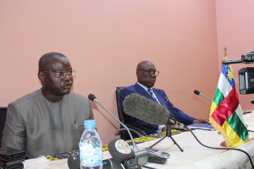 RCA : Des sanctions à l'encontre des agents de l'État réfractaires sur les barrières légales RCA : Des sanctions à l'encontre des agents de l'État réfractaires sur les barrières légales