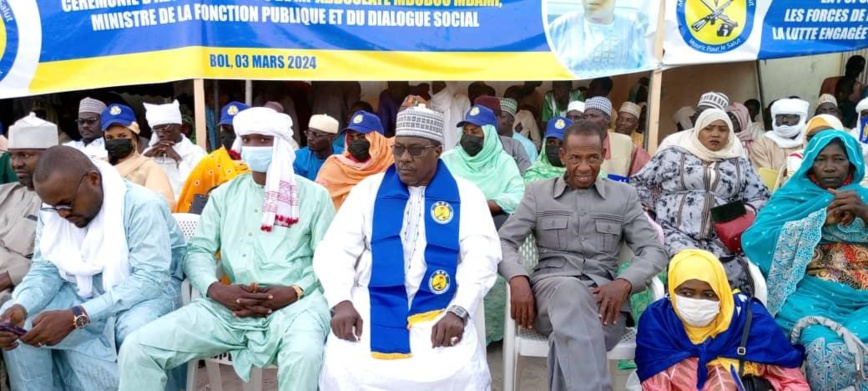 Tchad : Le ministre de la fonction publique et du dialogue social rallie le MPS et soutient le candidat de la coalition Tchad Uni Tchad : Le ministre de la fonction publique et du dialogue social rallie le MPS et soutient le candidat de la coalition Tchad Uni