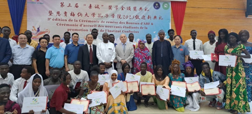 Tchad : remise des bourses d'ABF et accueil des nouveaux étudiants de l'Institut Confucius