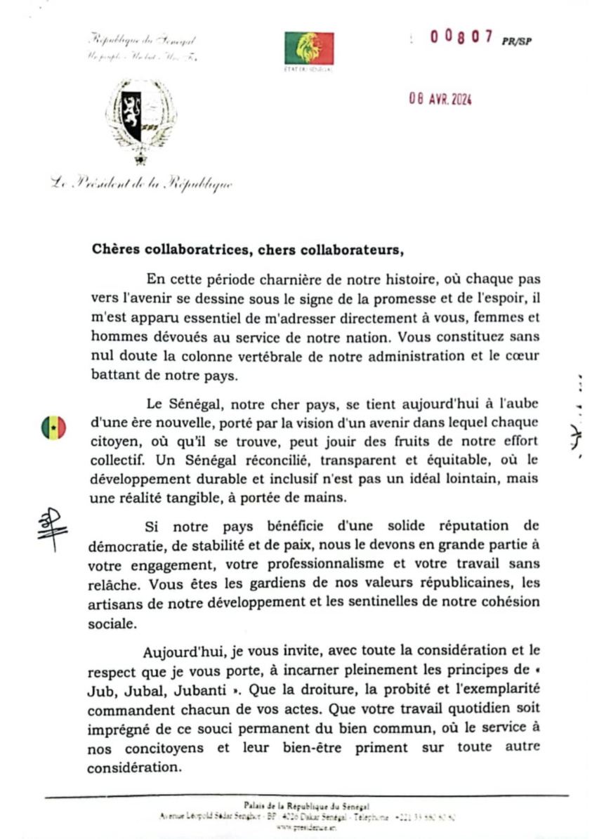 Sénégal : le président encourage les fonctionnaires à faire preuve d'exemplarité et de transparence