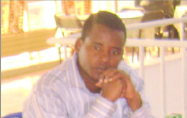 Tchad : Le Président du CAMOJET, Mahamat Zene Cherif poursuivi par un véhicule