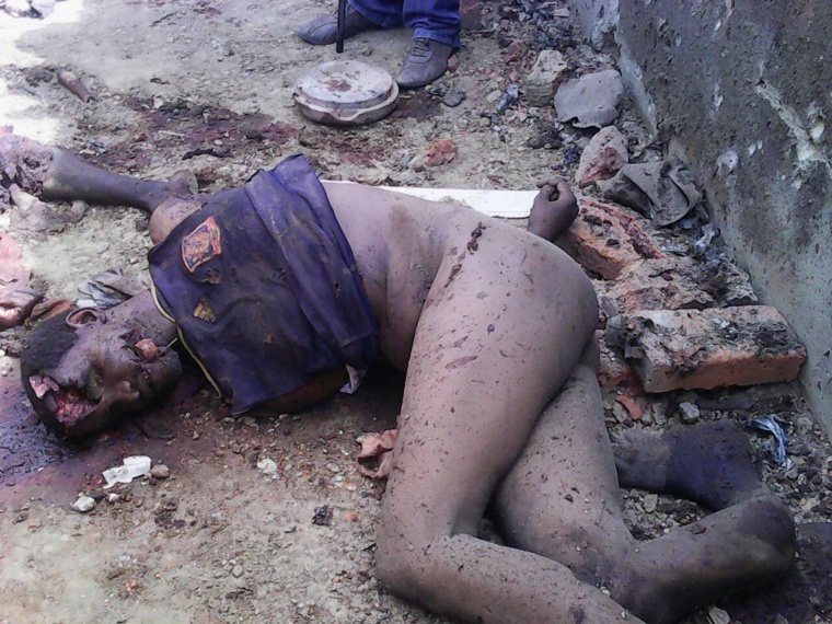 L'un des kamikazes qui a actionné sa ceinture d'explosifs à l'arrivée des forces de l'ordre. Alwihda Info