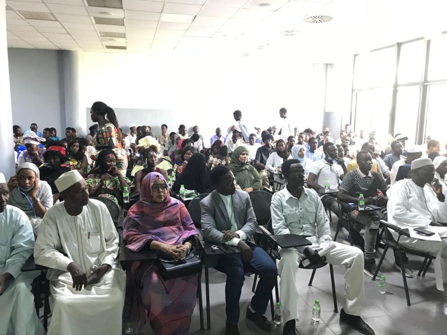 Tchad : L'Institut Confucius célèbre le 14e anniversaire de la Journée Internationale de la Langue Chinoise Tchad : L'Institut Confucius célèbre le 14e anniversaire de la Journée Internationale de la Langue Chinoise