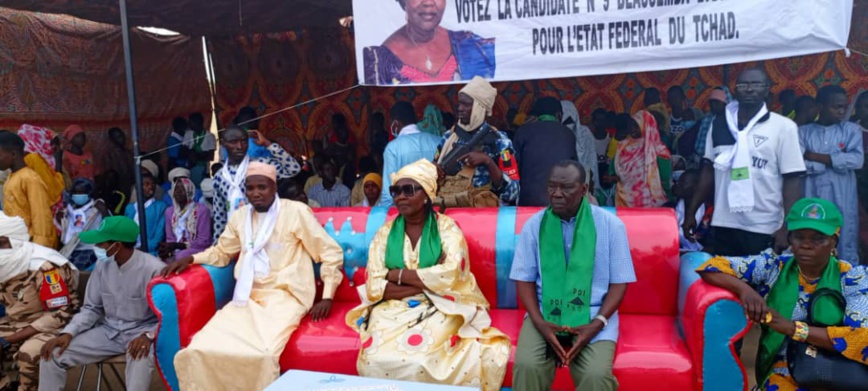Tchad : la leader du PDI, Beassemda Lydie, en campagne électorale au Guéra Tchad : la leader du PDI, Beassemda Lydie, en campagne électorale au Guéra