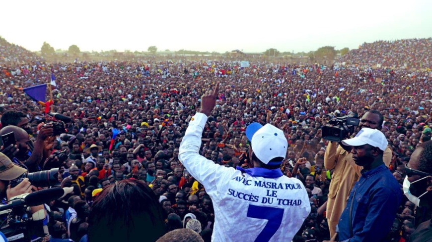 Présidentielle au Tchad : une marée humaine au meeting de Succès Masra à Moundou Présidentielle au Tchad : une marée humaine au meeting de Succès Masra à Moundou