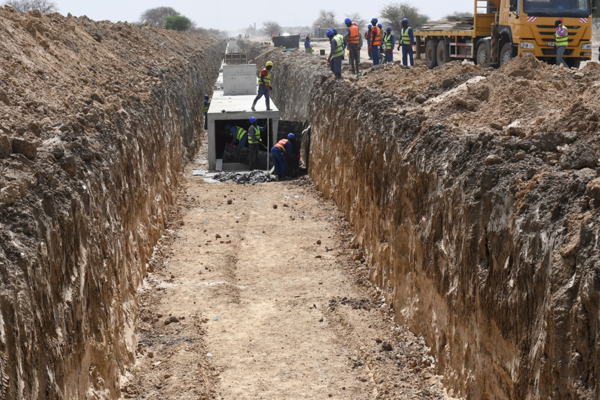 Tchad - Le bitumage des rues de N'Djamena en cours : des défis à relever avant les pluies Tchad - Le bitumage des rues de N'Djamena en cours : des défis à relever avant les pluies