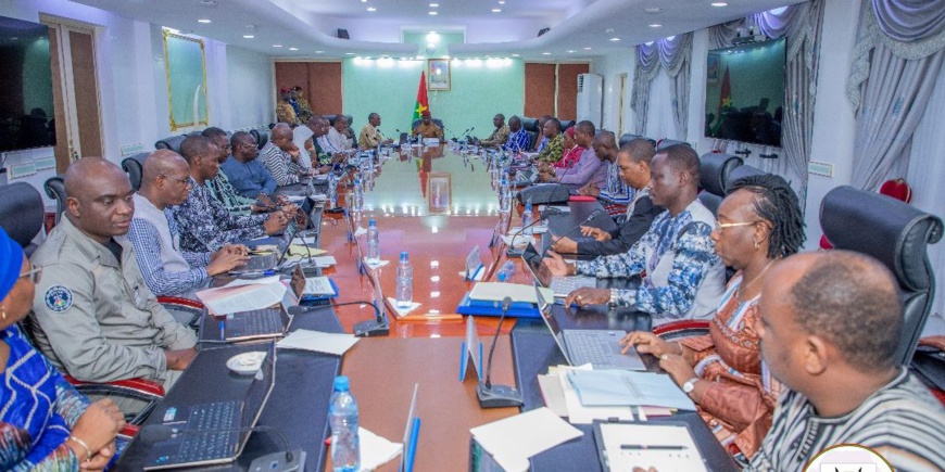 Burkina Faso : le gouvernement autorise le recrutement de 2000 sous-officiers dans la Police Burkina Faso : le gouvernement autorise le recrutement de 2000 sous-officiers dans la Police