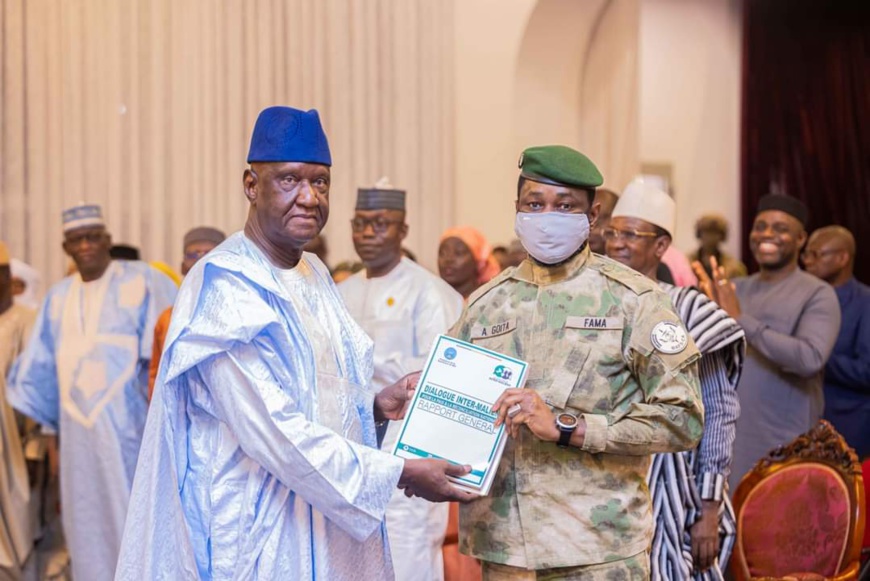 Dialogue inter-Maliens : remise du rapport final au président de la Transition