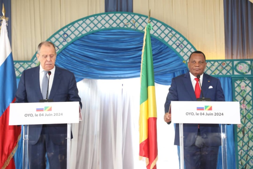 Serguei Lavrov et Jean Claude Gakosso, au cours de la conférence de presse Serguei Lavrov et Jean Claude Gakosso, au cours de la conférence de presse