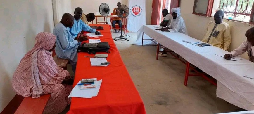 Foi et Joie Tchad et les inspecteurs pédagogiques du Guéra réunis pour évaluer les activités pédagogiques Foi et Joie Tchad et les inspecteurs pédagogiques du Guéra réunis pour évaluer les activités pédagogiques