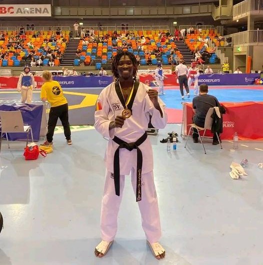 Tchad - Betel Casimir : Un champion d'Europe des clubs 2024 rayonnant de fierté !