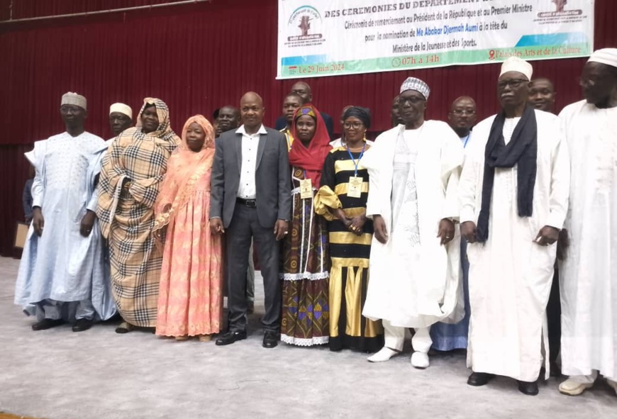 Tchad : La communauté de Korbol commémore la nomination du ministre Abakar Djarma Aumi Tchad : La communauté de Korbol commémore la nomination du ministre Abakar Djarma Aumi