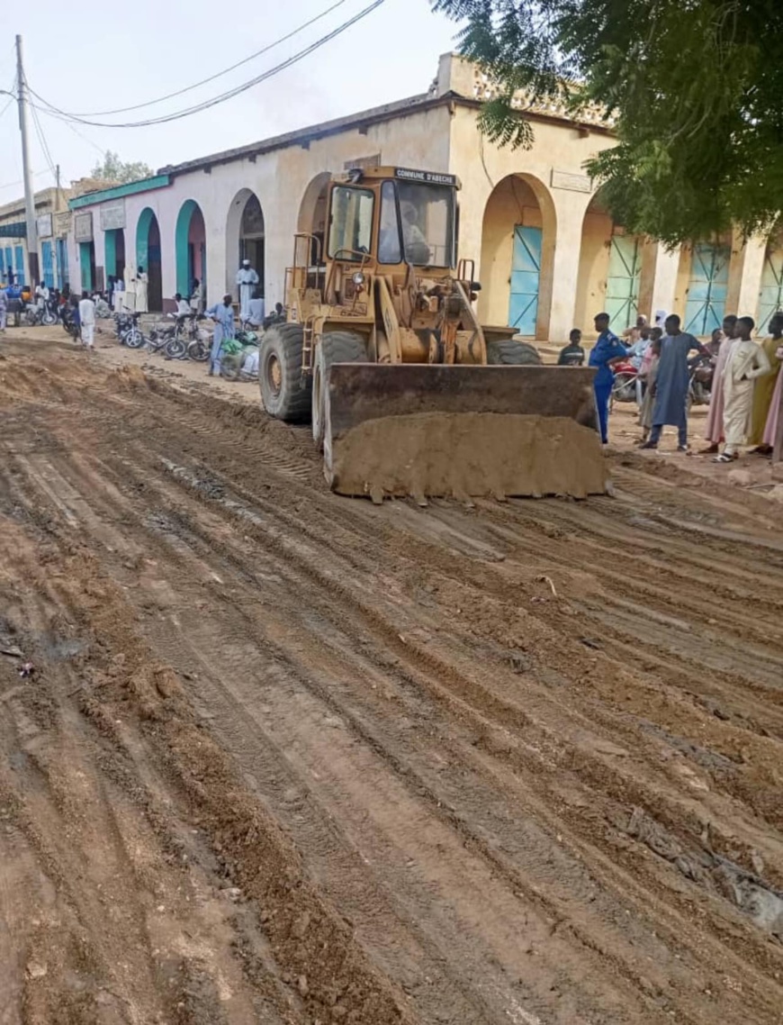 Tchad - Abéché : Face à l'approche de la saison des pluies, la mairie se mobilise pour prévenir les inondations Tchad - Abéché : Face à l'approche de la saison des pluies, la mairie se mobilise pour prévenir les inondations