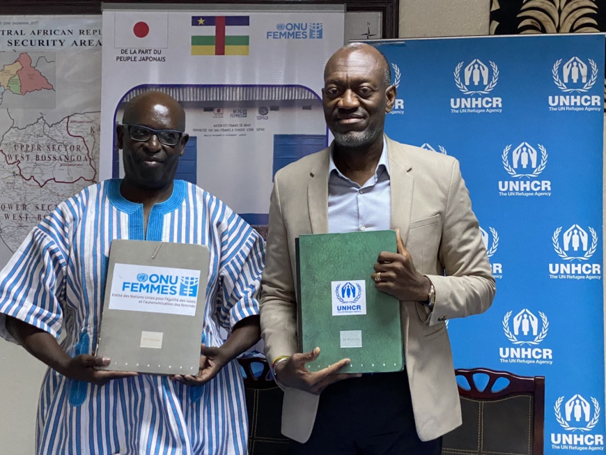 RCA : Le HCR et ONU Femmes renforcent leur collaboration pour soutenir les femmes et les filles réfugiées, déplacées et apatrides RCA : Le HCR et ONU Femmes renforcent leur collaboration pour soutenir les femmes et les filles réfugiées, déplacées et apatrides