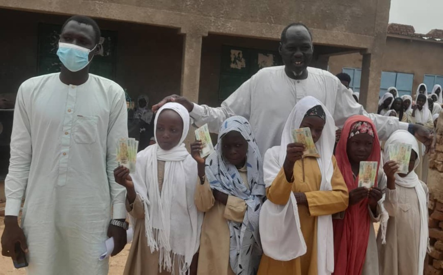 Tchad : au Ouaddaï, le PAM octroie des bourses d'excellence aux filles des écoles primaires