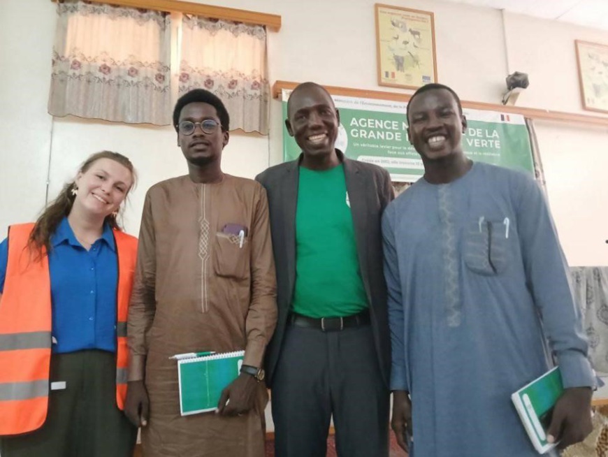 Laura, volontaire Française pour la Grande Muraille Verte au Tchad : Une contribution exemplaire à la Lutte contre la désertification Laura, volontaire Française pour la Grande Muraille Verte au Tchad : Une contribution exemplaire à la Lutte contre la désertification