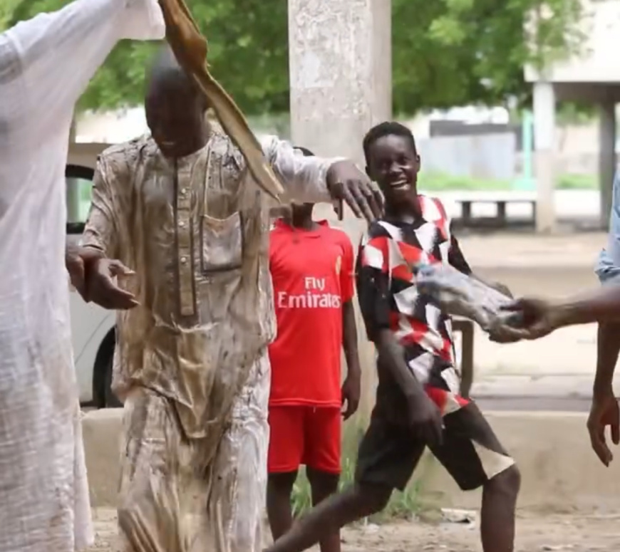 Tchad : comment les nouveaux bacheliers célèbrent-ils leur réussite ? Tchad : comment les nouveaux bacheliers célèbrent-ils leur réussite ?