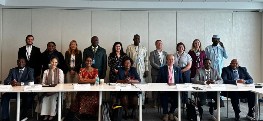 Photo de famille à l’issue des travaux. Photo de famille à l’issue des travaux.