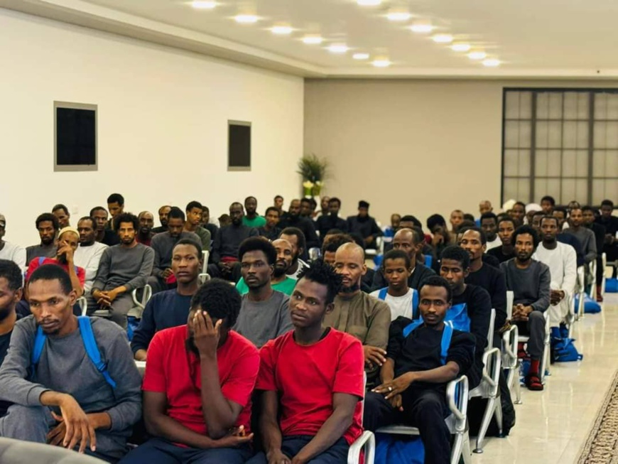 Tchad : « Rapatriement de 157 citoyens tchadiens détenus en Libye » (ministère des Affaires étrangères) Tchad : « Rapatriement de 157 citoyens tchadiens détenus en Libye » (ministère des Affaires étrangères)