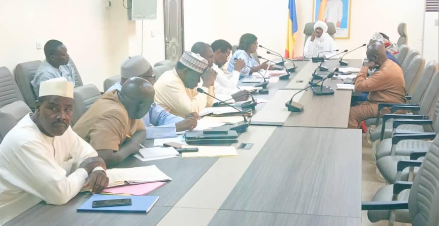 Tchad : Le ministre de la santé publique rencontre les différents comités impliqués dans la lutte contre le tabac Tchad : Le ministre de la santé publique rencontre les différents comités impliqués dans la lutte contre le tabac