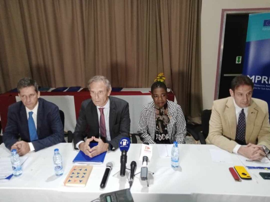 Tchad : l'OIM signe plusieurs accords de donation des équipements aux ambassades