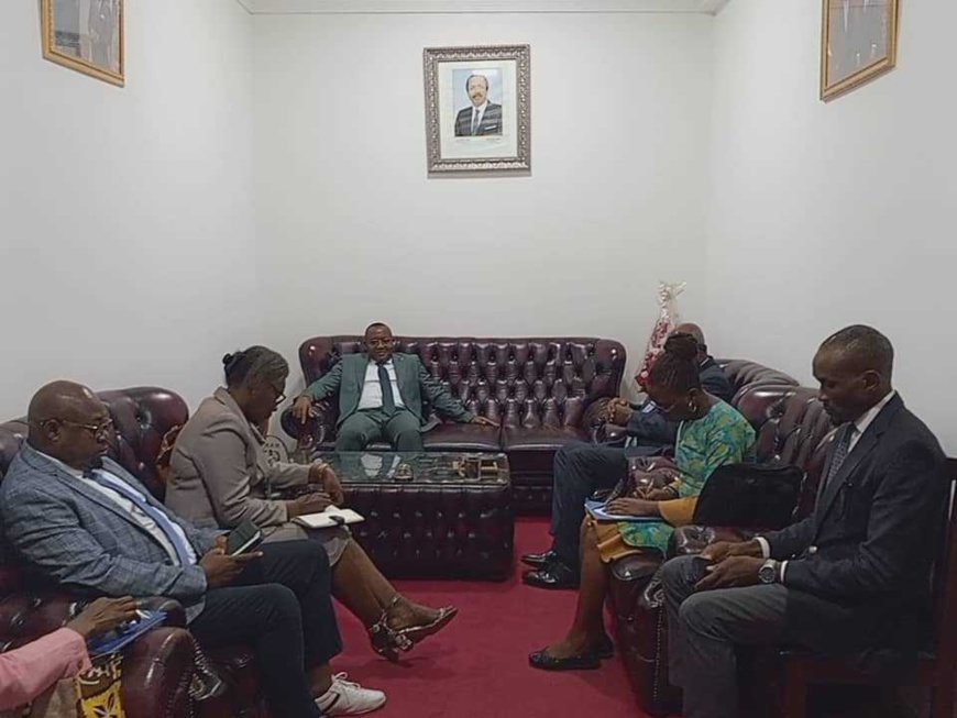 Coopération : une délégation de cinq hauts responsables gabonais à l’ENAM du Cameroun Coopération : une délégation de cinq hauts responsables gabonais à l’ENAM du Cameroun