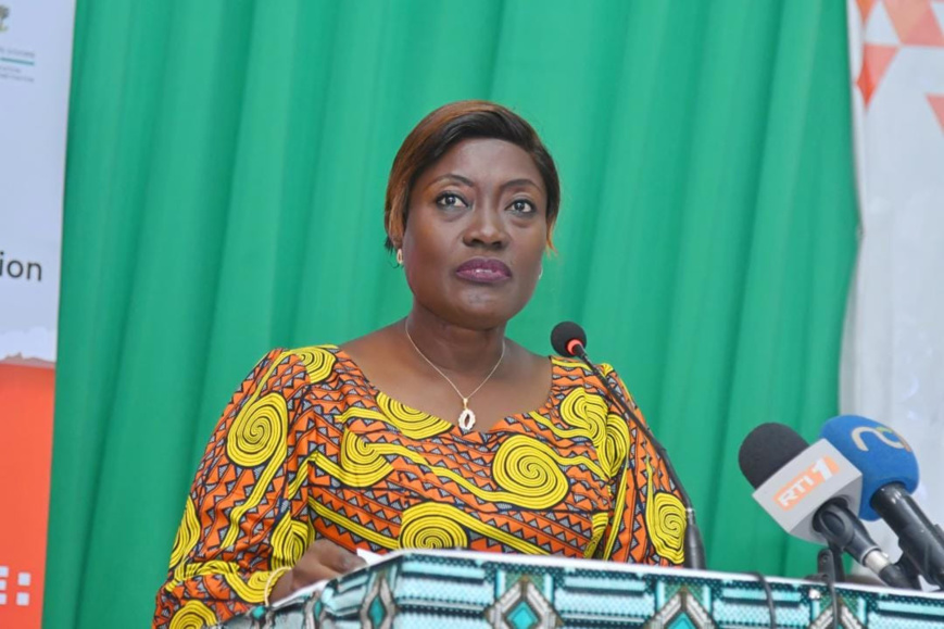 Côte d’Ivoire : la ministre de l’Education lance le processus de la réforme curriculaire au collège Côte d’Ivoire : la ministre de l’Education lance le processus de la réforme curriculaire au collège