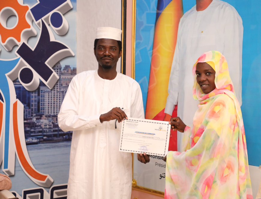 Tchad : remise des attestations de formations au personnel de l’ONAPE