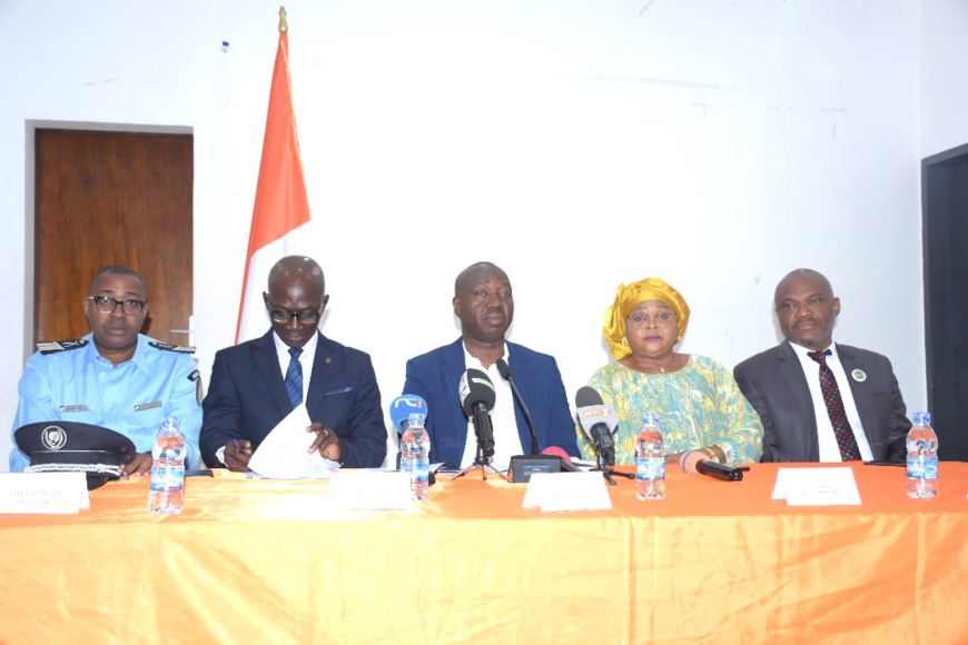 Côte d’Ivoire : le ministre des Transports lance la campagne « zéro accident » Côte d’Ivoire : le ministre des Transports lance la campagne « zéro accident »