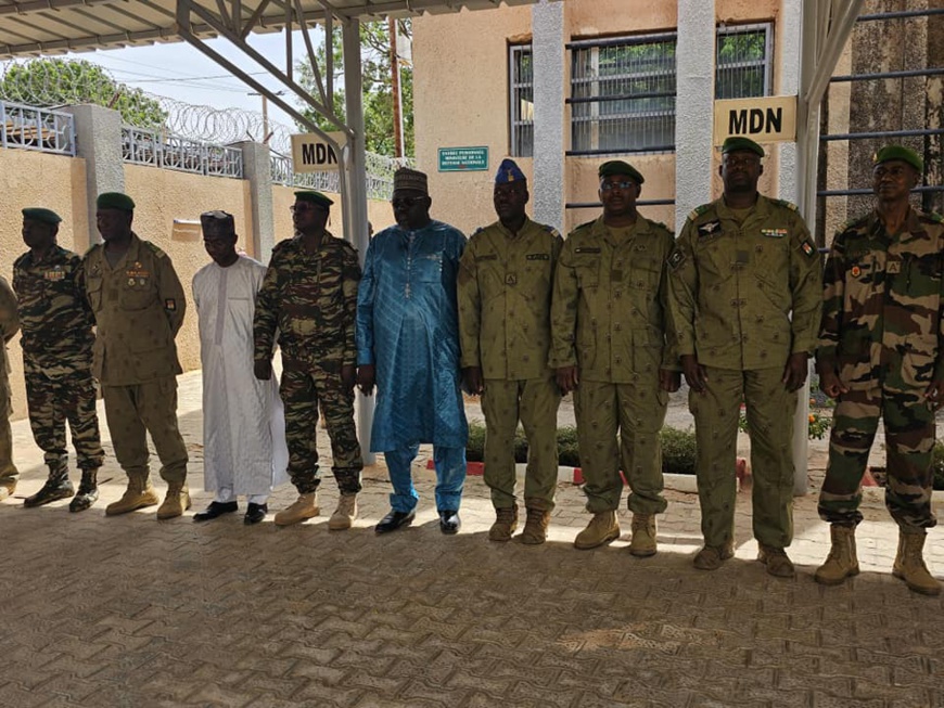 Niger : cérémonie de gradation des officiers promus du ministère de la Défense nationale Niger : cérémonie de gradation des officiers promus du ministère de la Défense nationale