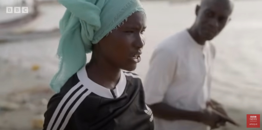 BBC Africa Eye enquête sur la route meurtrière des migrants Ouest-africains dans "Eaux troubles" BBC Africa Eye enquête sur la route meurtrière des migrants Ouest-africains dans "Eaux troubles"