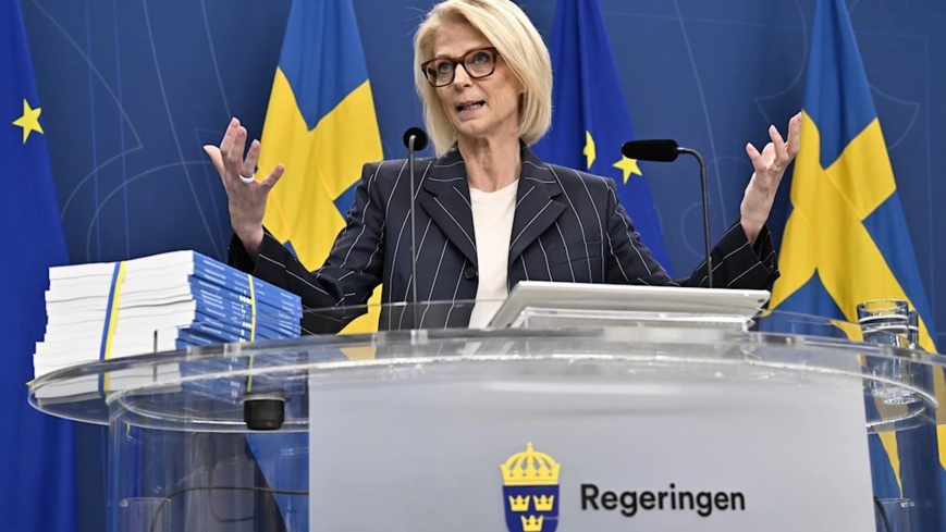 La ministre des Finances Elisabeth Svantesson présente le budget du gouvernement pour 2024. Crédit : Jonas Ekströmer/TT La ministre des Finances Elisabeth Svantesson présente le budget du gouvernement pour 2024. Crédit : Jonas Ekströmer/TT