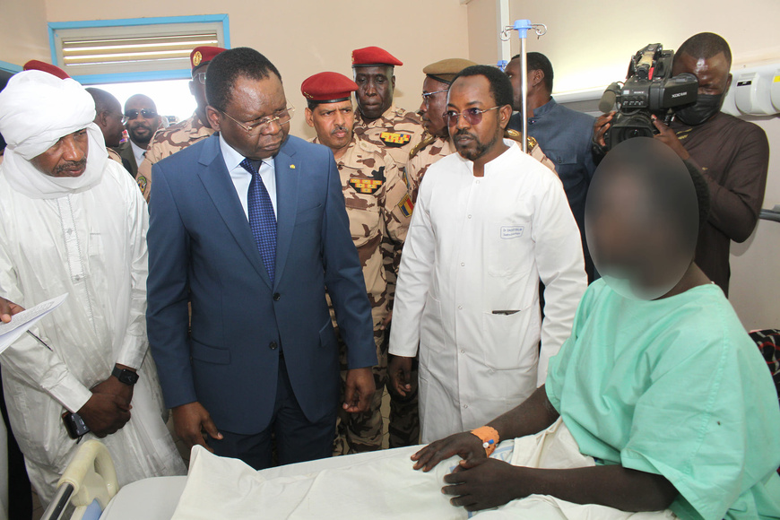Tchad : le Premier ministre au chevet des soldats blessés dans le Lac Tchad : le Premier ministre au chevet des soldats blessés dans le Lac