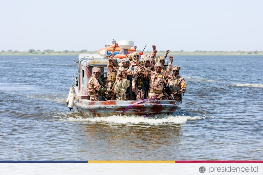Tchad : opération « Haskanite », engagement des troupes terrestres et fluviales Tchad : opération « Haskanite », engagement des troupes terrestres et fluviales