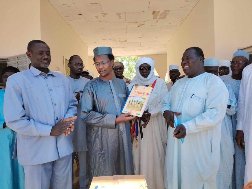 Tchad : réception de manuels et matériels scolaires au Kanem Tchad : réception de manuels et matériels scolaires au Kanem