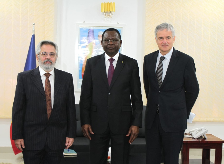 Tchad : le PM reçoit le directeur régional de la Banque mondiale pour l’Afrique centrale et de l’Ouest Tchad : le PM reçoit le directeur régional de la Banque mondiale pour l’Afrique centrale et de l’Ouest