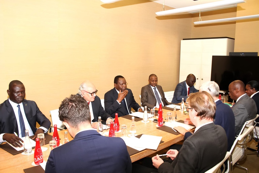 Forum Crans Montana : le Premier ministre tchadien reçoit le Haut-commissaire du HCR Forum Crans Montana : le Premier ministre tchadien reçoit le Haut-commissaire du HCR