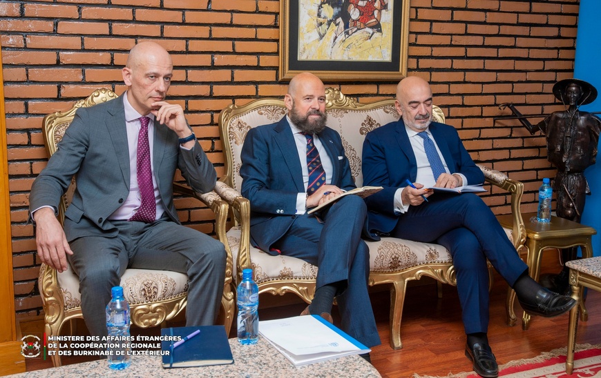 Burkina : l’Espagne présente sa nouvelle stratégie pour l’Afrique au chef de la diplomatie Burkina : l’Espagne présente sa nouvelle stratégie pour l’Afrique au chef de la diplomatie