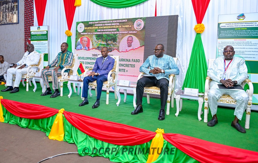 Burkina : « Il est temps de changer de paradigme dans le développement durable » (Premier ministre) Burkina : « Il est temps de changer de paradigme dans le développement durable » (Premier ministre)