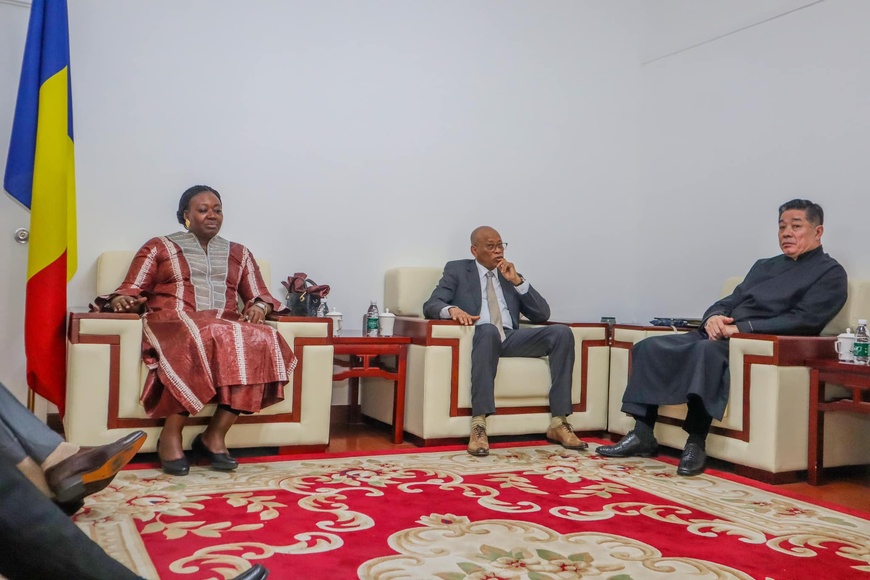 Tchad : La ministre du Pétrole, Ndolenodji Alixé Naïmbaye, en mission à Pékin explore de nouvelles opportunités d'investissement Tchad : La ministre du Pétrole, Ndolenodji Alixé Naïmbaye, en mission à Pékin explore de nouvelles opportunités d'investissement