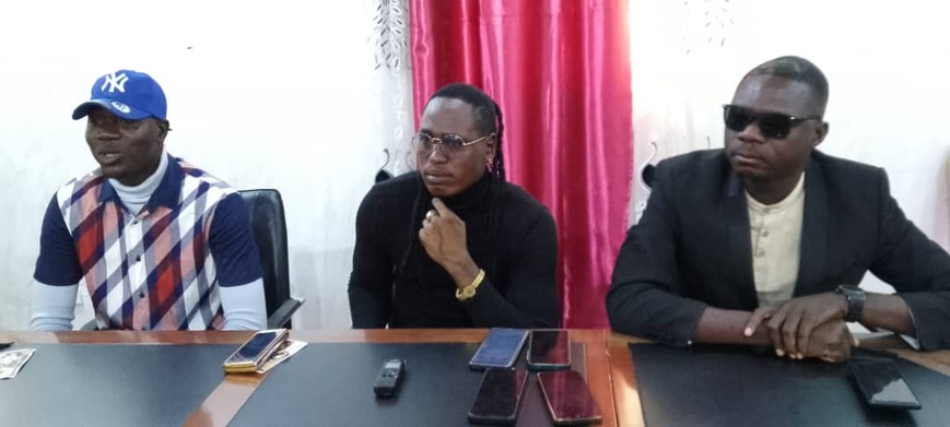 Tchad : Soul Peter dévoile son nouvel album "Ragga Mbozin" et promet un concert événement Tchad : Soul Peter dévoile son nouvel album "Ragga Mbozin" et promet un concert événement